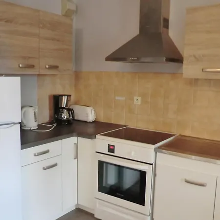 5 Couchages, Proche Port, Parking Privé - Fr-1-843-2 * Le Croisic