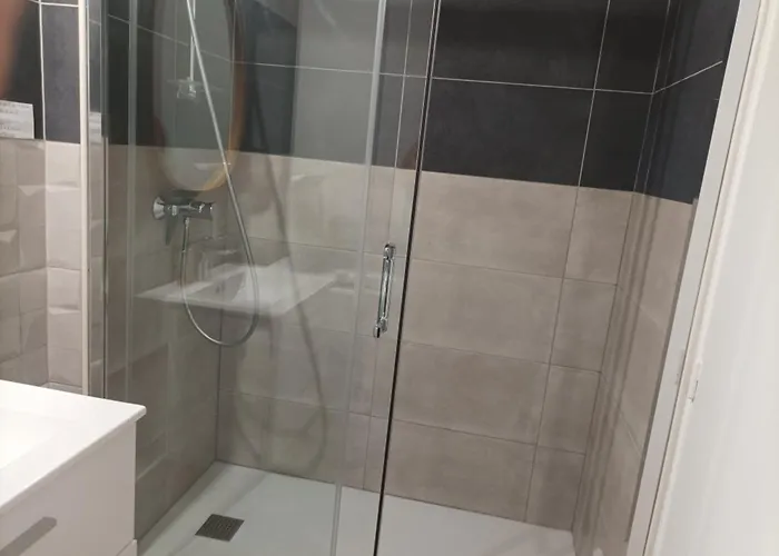 5 Couchages, Proche Port, Parking Privé - Fr-1-843-2 Appartement *